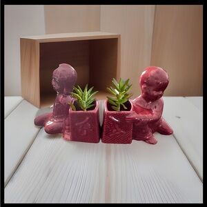 Vintage Red California Pottery Planter — Boy & Girl Figurines — 1950s